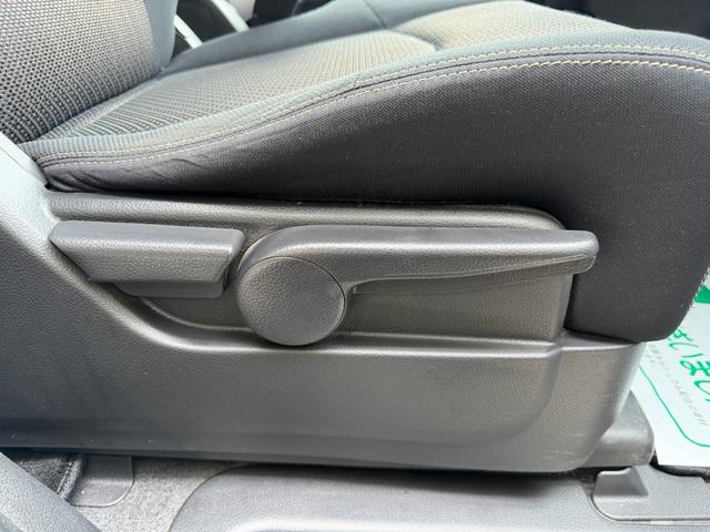 セレナ ハイウェイスター　Ｖセレクション＋セーフティ　ＳＨＶ　１年保証（走行距離無制限）　Ｓハイブリッド　両側パワースライドドア　純正８インチナビ　リアモニター　Ｂカメラ　ＥＴＣ　クルーズコントロール　ダブルオートエアコン　　プッシュスタート　ＬＥＤヘッドライト（28枚目）