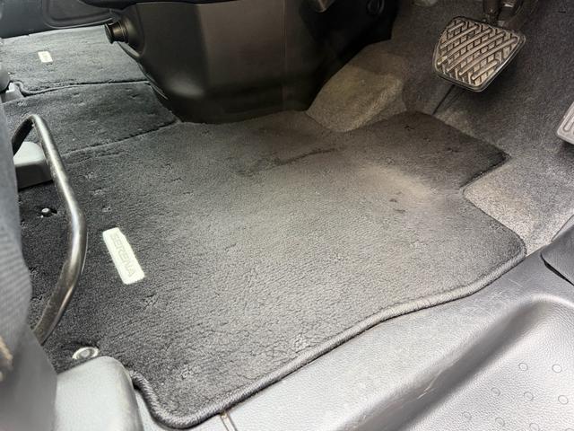 セレナ ハイウェイスター　Ｖセレクション＋セーフティ　ＳＨＶ　１年保証（走行距離無制限）　Ｓハイブリッド　両側パワースライドドア　純正８インチナビ　リアモニター　Ｂカメラ　ＥＴＣ　クルーズコントロール　ダブルオートエアコン　　プッシュスタート　ＬＥＤヘッドライト（30枚目）