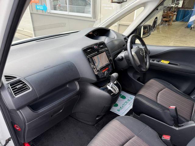 セレナ ハイウェイスター　Ｖセレクション＋セーフティ　ＳＨＶ　１年保証（走行距離無制限）　Ｓハイブリッド　両側パワースライドドア　純正８インチナビ　リアモニター　Ｂカメラ　ＥＴＣ　クルーズコントロール　ダブルオートエアコン　　プッシュスタート　ＬＥＤヘッドライト（68枚目）