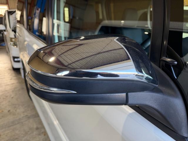 ヴォクシー ＺＳ　煌　１年保証（走行距離無制限）　ワンオーナー　寒冷地仕様　７人乗り　ダブルオートエアコン　両側パワースライドドア　社外メモリーナビ　リアモニター　Ｂカメラ　ＥＴＣ　フロントドライブレコーダー　サンシェード（5枚目）