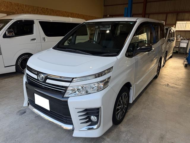 ヴォクシー ＺＳ　煌　１年保証（走行距離無制限）　ワンオーナー　寒冷地仕様　７人乗り　ダブルオートエアコン　両側パワースライドドア　社外メモリーナビ　リアモニター　Ｂカメラ　ＥＴＣ　フロントドライブレコーダー　サンシェード（7枚目）