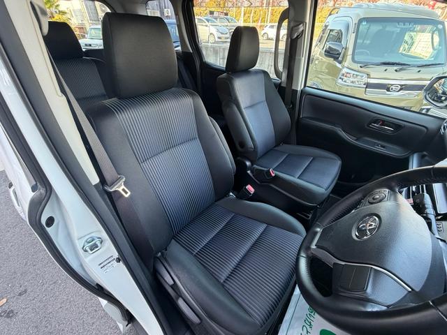 ヴォクシー ＺＳ　煌　１年保証（走行距離無制限）　ワンオーナー　寒冷地仕様　７人乗り　ダブルオートエアコン　両側パワースライドドア　社外メモリーナビ　リアモニター　Ｂカメラ　ＥＴＣ　フロントドライブレコーダー　サンシェード（28枚目）