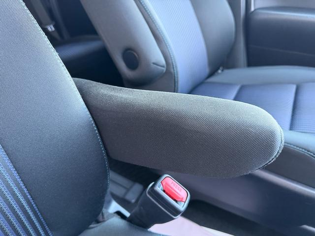 ヴォクシー ＺＳ　煌　１年保証（走行距離無制限）　ワンオーナー　寒冷地仕様　７人乗り　ダブルオートエアコン　両側パワースライドドア　社外メモリーナビ　リアモニター　Ｂカメラ　ＥＴＣ　フロントドライブレコーダー　サンシェード（31枚目）