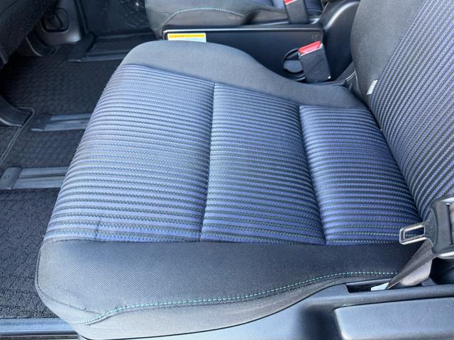 ヴォクシー ＺＳ　煌　１年保証（走行距離無制限）　ワンオーナー　寒冷地仕様　７人乗り　ダブルオートエアコン　両側パワースライドドア　社外メモリーナビ　リアモニター　Ｂカメラ　ＥＴＣ　フロントドライブレコーダー　サンシェード（52枚目）