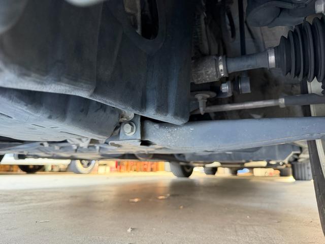 ヴォクシー ＺＳ　煌　１年保証（走行距離無制限）　ワンオーナー　寒冷地仕様　７人乗り　ダブルオートエアコン　両側パワースライドドア　社外メモリーナビ　リアモニター　Ｂカメラ　ＥＴＣ　フロントドライブレコーダー　サンシェード（60枚目）