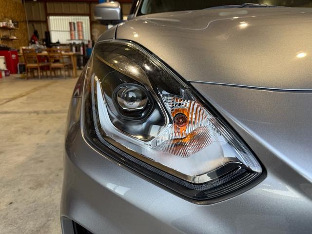 スイフトスポーツ ベースグレード　１年保証（走行距離無制限）　ワンオーナー　６ＭＴ　セーフティーパッケージ　全方位カメラ　ＧＲｅｄｄｙエアロキット　ＴＥＩＮ車高調　ＥＮＫＥＩホイール　純正メモリナビ　純正ナビ連動ドラレコ　ＥＴＣ（3枚目）