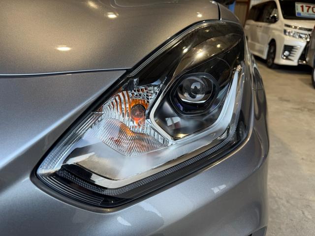 スイフトスポーツ ベースグレード　１年保証（走行距離無制限）　ワンオーナー　６ＭＴ　セーフティーパッケージ　全方位カメラ　ＧＲｅｄｄｙエアロキット　ＴＥＩＮ車高調　ＥＮＫＥＩホイール　純正メモリナビ　純正ナビ連動ドラレコ　ＥＴＣ（8枚目）