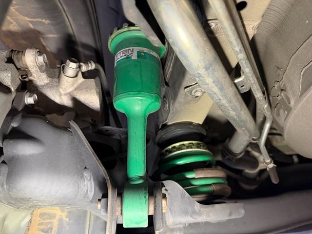 スイフトスポーツ ベースグレード　１年保証（走行距離無制限）　ワンオーナー　６ＭＴ　セーフティーパッケージ　全方位カメラ　ＧＲｅｄｄｙエアロキット　ＴＥＩＮ車高調　ＥＮＫＥＩホイール　純正メモリナビ　純正ナビ連動ドラレコ　ＥＴＣ（18枚目）