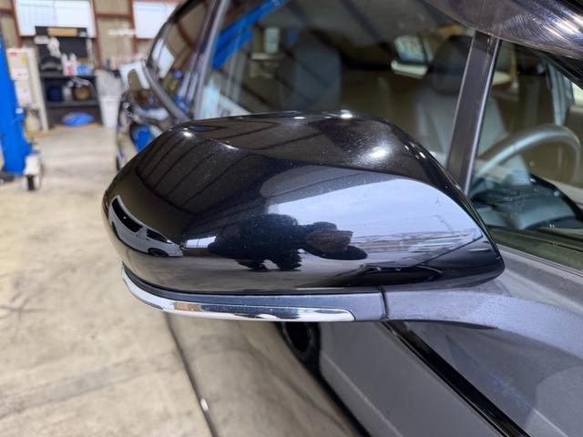 プリウス Ａツーリングセレクション　１年保証（走行距離無制限）　ハーフレザーシート　シートヒーター　トヨタセーフティーセンス　ヘッドアップディスプレイ　社外９インチナビ　デジタルインナーミラー（前後ドラレコ付き）　Ｂカメラ　ＥＴＣ（5枚目）