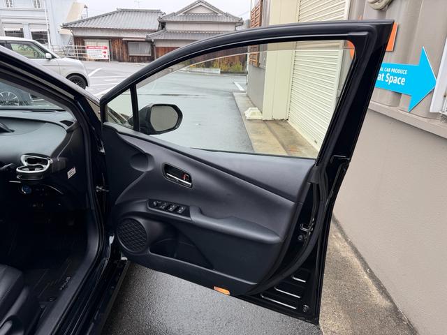 プリウス Ａツーリングセレクション　１年保証（走行距離無制限）　ハーフレザーシート　シートヒーター　トヨタセーフティーセンス　ヘッドアップディスプレイ　社外９インチナビ　デジタルインナーミラー（前後ドラレコ付き）　Ｂカメラ　ＥＴＣ（33枚目）