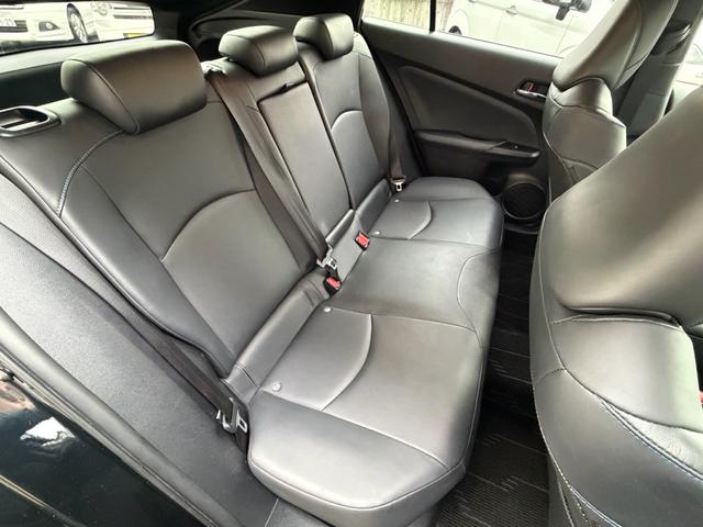 プリウス Ａツーリングセレクション　１年保証（走行距離無制限）　ハーフレザーシート　シートヒーター　トヨタセーフティーセンス　ヘッドアップディスプレイ　社外９インチナビ　デジタルインナーミラー（前後ドラレコ付き）　Ｂカメラ　ＥＴＣ（35枚目）