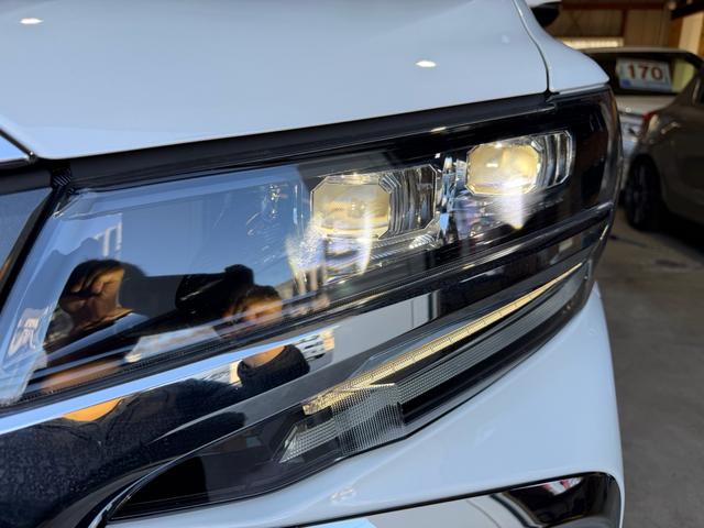 アルファード ２．５Ｓ　１年保証（走行距離無制限）　ワンオーナー　７人乗り　純正ＣＤ／ＤＶＤデッキ　シートカバー　トヨタセーフティーセンス　両側パワースライドドア　純正ドライブレコーダー　純正リアモニタ　ＥＴＣ　Ｂカメラ（8枚目）