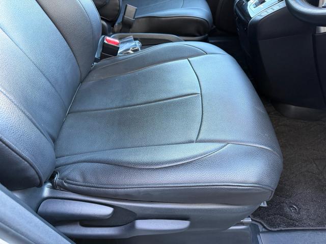 アルファード ２．５Ｓ　１年保証（走行距離無制限）　ワンオーナー　７人乗り　純正ＣＤ／ＤＶＤデッキ　シートカバー　トヨタセーフティーセンス　両側パワースライドドア　純正ドライブレコーダー　純正リアモニタ　ＥＴＣ　Ｂカメラ（29枚目）