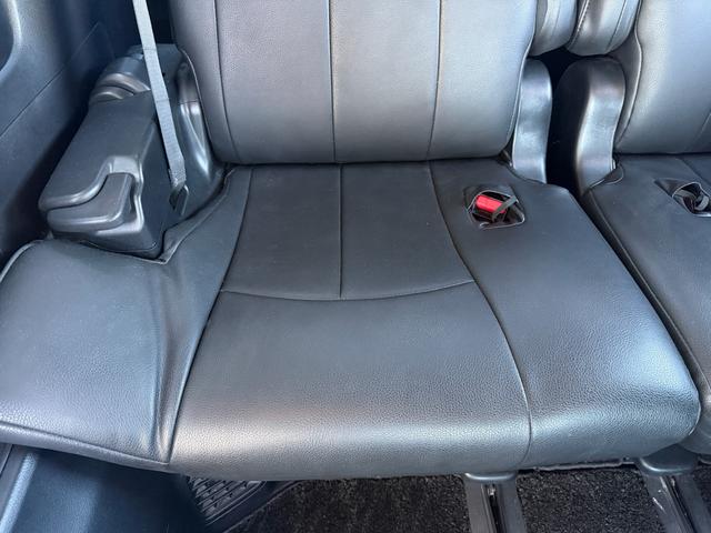 アルファード ２．５Ｓ　１年保証（走行距離無制限）　ワンオーナー　７人乗り　純正ＣＤ／ＤＶＤデッキ　シートカバー　トヨタセーフティーセンス　両側パワースライドドア　純正ドライブレコーダー　純正リアモニタ　ＥＴＣ　Ｂカメラ（41枚目）