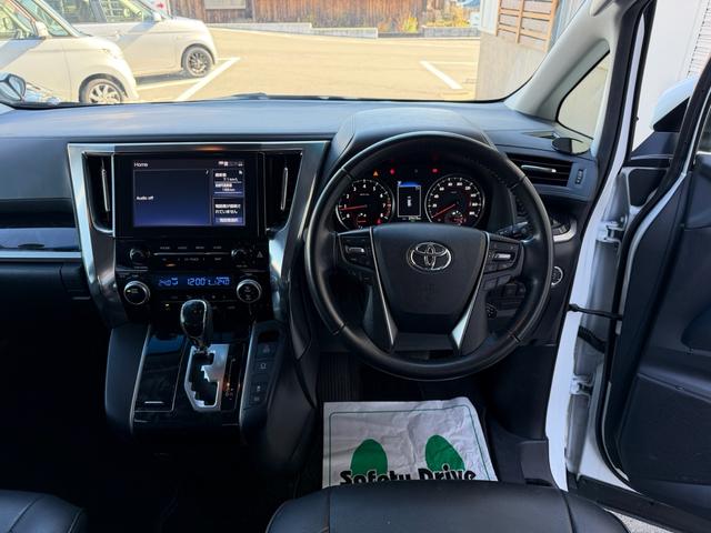 アルファード ２．５Ｓ　１年保証（走行距離無制限）　ワンオーナー　７人乗り　純正ＣＤ／ＤＶＤデッキ　シートカバー　トヨタセーフティーセンス　両側パワースライドドア　純正ドライブレコーダー　純正リアモニタ　ＥＴＣ　Ｂカメラ（69枚目）