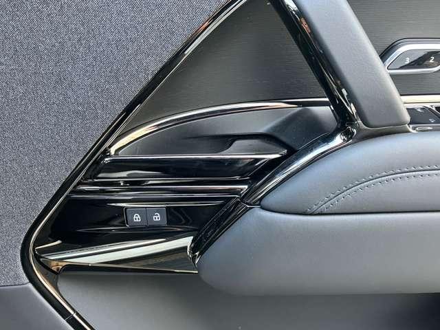 レンジローバースポーツ オートバイオグラフィー　Ｄ３００（28枚目）