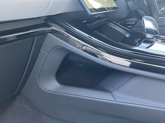 レンジローバースポーツ オートバイオグラフィー　Ｄ３００（53枚目）