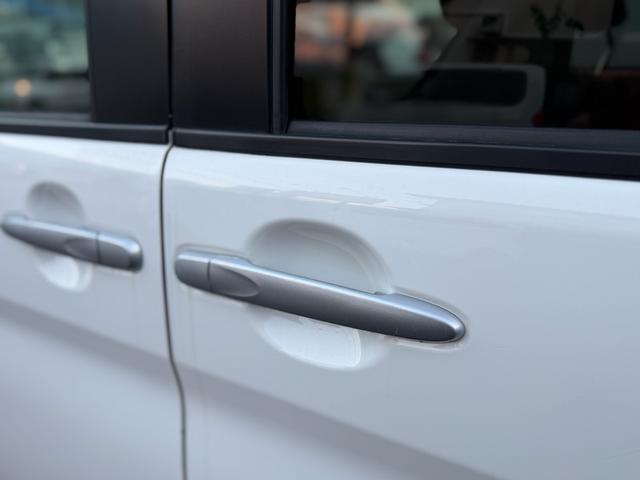 タント L SAIII パーキングセンサー イモビライザ デュアルエアバッグ Aストップ 運転席エアバック ハイビームアシスト パワステ パワーウィンド エアコン 横滑防止 キーレス ABS ベンチシート(13枚目)