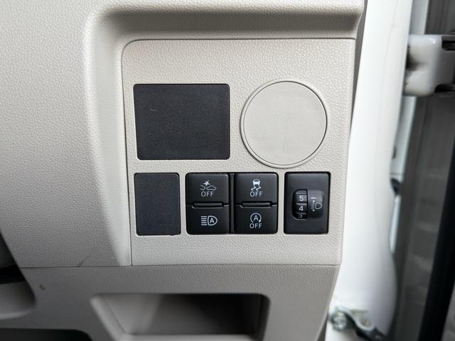 タント L SAIII パーキングセンサー イモビライザ デュアルエアバッグ Aストップ 運転席エアバック ハイビームアシスト パワステ パワーウィンド エアコン 横滑防止 キーレス ABS ベンチシート(31枚目)