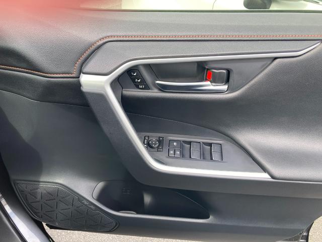 ＲＡＶ４ アドベンチャー　サンルーフ＋フルセグＴＣナビ＋バックモニター（28枚目）