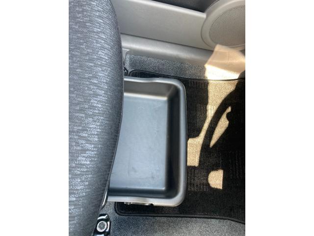 シエンタ ＤＩＣＥ－Ｇ　フルセグメモリーナビ＋バックモニター＋両側電動スライドドア（21枚目）