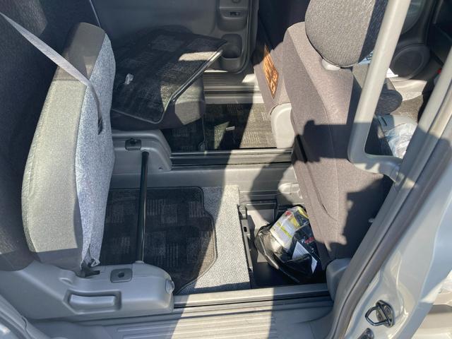 シエンタ ＤＩＣＥ－Ｇ　フルセグメモリーナビ＋バックモニター＋両側電動スライドドア（32枚目）