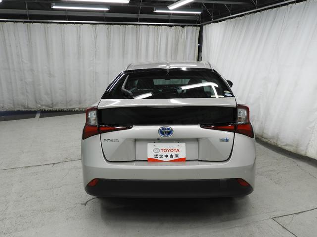 プリウス Ａ　フルセグメモリーナビ＋バックモニター（5枚目）