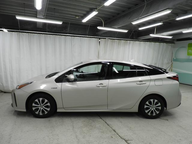 プリウス Ａ　フルセグメモリーナビ＋バックモニター（6枚目）