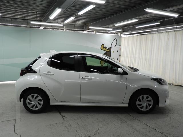 ヤリス Ｇ　フルセグメモリーナビ＋バックモニター（9枚目）