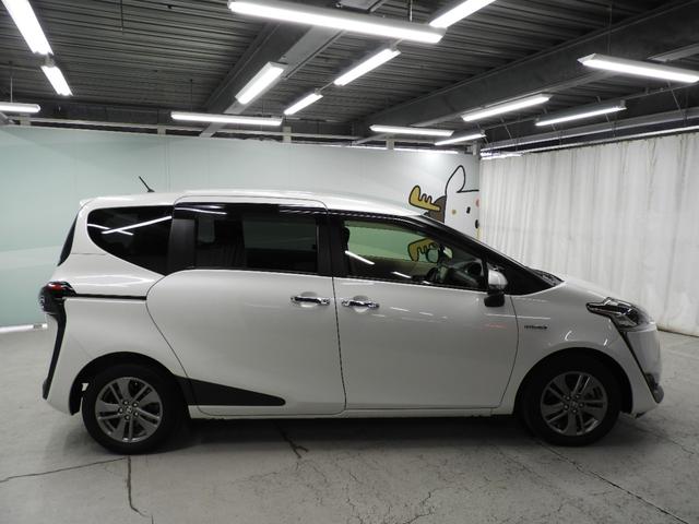 シエンタ ハイブリッドＧ　フルセグメモリーナビ＋バックモニター＋両側電動スライドドア（7枚目）