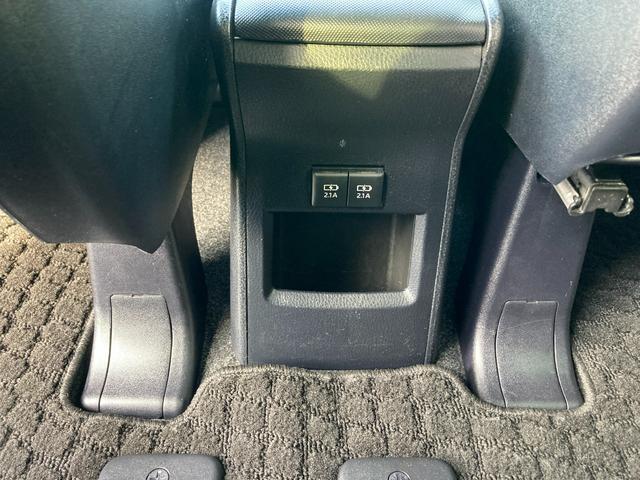 エスクァイア Ｇｉ　後席モニター＋フルセグメモリーナビ＋バックモニター（32枚目）