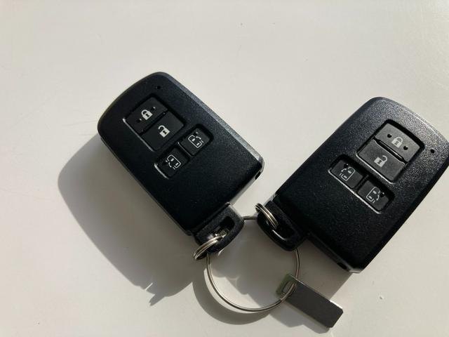 エスクァイア Ｇｉ　後席モニター＋フルセグメモリーナビ＋バックモニター（39枚目）