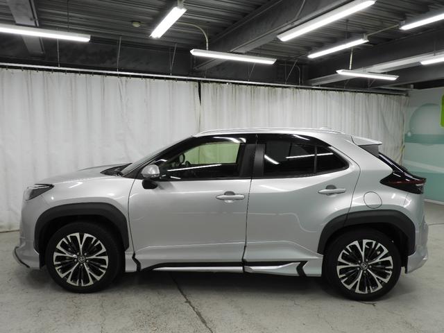 ヤリスクロス ハイブリッドＺ　フルエアロ＋フルセグＴＶ＋バックモニター（6枚目）