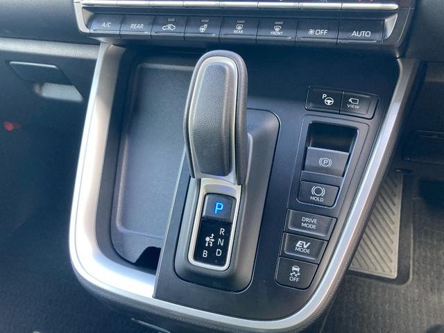 ノア ハイブリッドS-Z フルエアロ+後席モニター+フルセグTCナビ+バックモニター(21枚目)