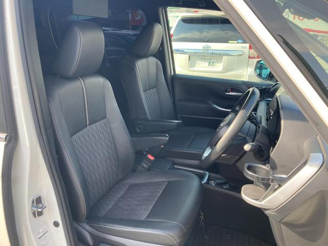 ノア ハイブリッドS-Z フルエアロ+後席モニター+フルセグTCナビ+バックモニター(22枚目)