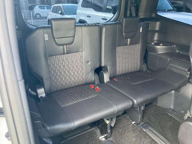 ノア ハイブリッドS-Z フルエアロ+後席モニター+フルセグTCナビ+バックモニター(26枚目)
