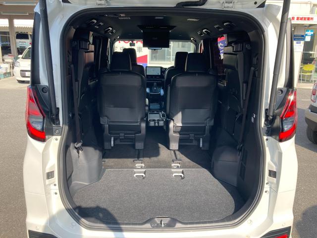 ノア ハイブリッドS-Z フルエアロ+後席モニター+フルセグTCナビ+バックモニター(28枚目)