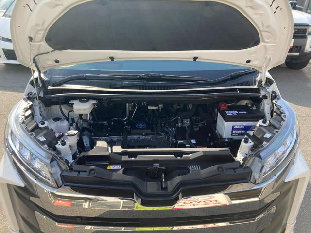 ノア ハイブリッドS-Z フルエアロ+後席モニター+フルセグTCナビ+バックモニター(32枚目)