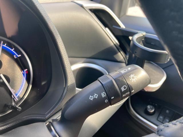 ノア ハイブリッドS-Z フルエアロ+後席モニター+フルセグTCナビ+バックモニター(38枚目)