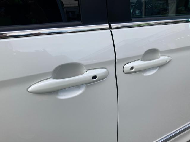 ノア ハイブリッドS-Z フルエアロ+後席モニター+フルセグTCナビ+バックモニター(49枚目)