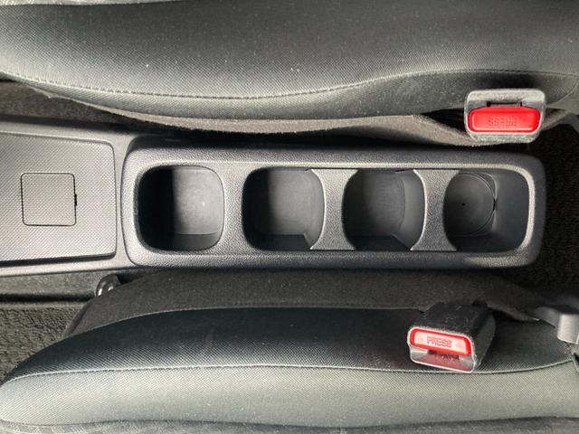 �^�]�ȂƏ���Ȃ̊Ԃɂ̓h�����N�z���_�[����������Ă��܂��B