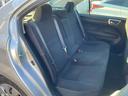 後席もしっかり座れる厚みのあるシートです。膝回りもスペースも十分確保されているのでリラックスして座って頂けますよ。