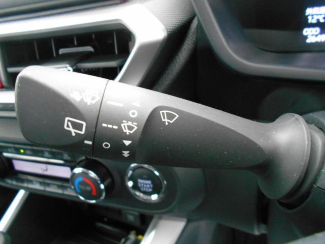 G ワンオーナー+衝突被害軽減ブレーキ+ペダル踏み間違い急発進抑制装置+車線逸脱警報+先進ライト+LEDヘッドランプ+バックモニター+ブラインドスポットモニター+ドライブレコーダー+ワンセグナビ(27枚目)
