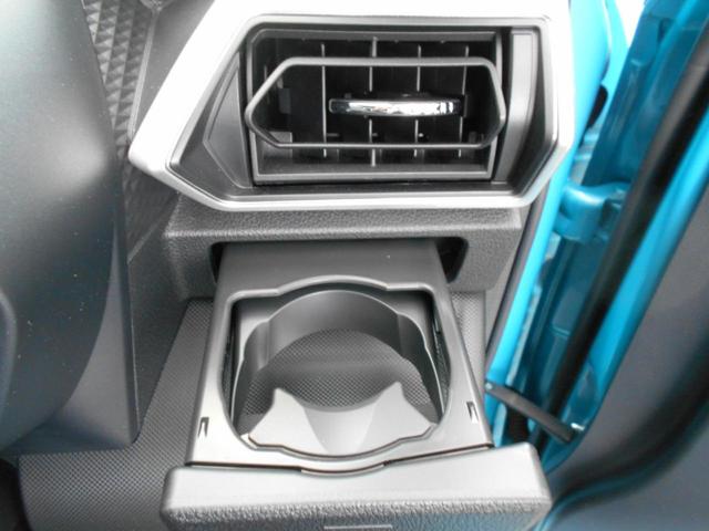 G ワンオーナー+衝突被害軽減ブレーキ+ペダル踏み間違い急発進抑制装置+車線逸脱警報+先進ライト+LEDヘッドランプ+バックモニター+ブラインドスポットモニター+ドライブレコーダー+ワンセグナビ(31枚目)
