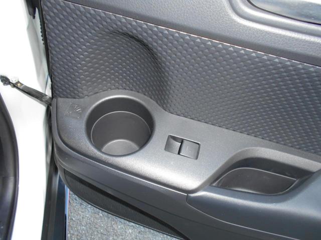 S GRスポーツ ワンオーナー+衝突被害軽減ブレーキ+ペダル踏み間違い急発進抑制装置+車線逸脱警報+先進ライト+ブラインドスポットモニター+パノラミックビューモニター+フルセグナビ+LEDヘッドランプ+スマートキー(49枚目)
