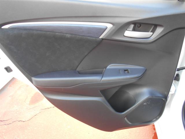 ハイブリッドX ホンダセンシング 衝突被害軽減ブレーキ+車線逸脱警報+DVD再生+フルセグナビ+バックモニター+ドライブレコーダー+LEDヘッドランプ+スマートキー+ETC(54枚目)