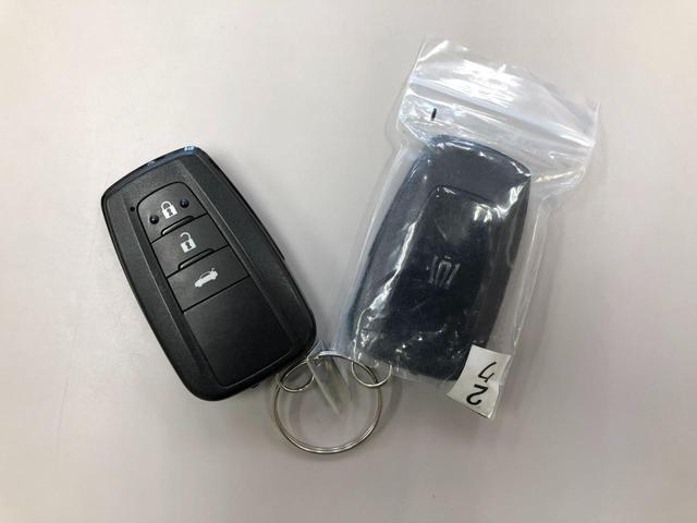 S Cパッケージ Four ワンオーナー+衝突被害軽減ブレーキ+ペダル踏み間違い急発進抑制装置+車線逸脱警報+先進ライト+ブラインドスポットモニター+全周囲モニター+DVD再生+フルセグナビ+ドライブレコーダー+パワーシート(62枚目)