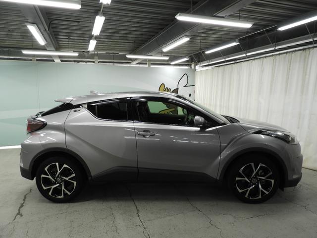 Ｃ－ＨＲ Ｇ－Ｔ　メモリナビ＋バックモニター＋ＥＴＣ＋ドライブレコーダー＋合成皮革シート＋スマートキー＋ワンオーナー（5枚目）
