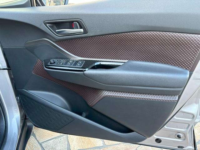 Ｃ－ＨＲ Ｇ－Ｔ　メモリナビ＋バックモニター＋ＥＴＣ＋ドライブレコーダー＋合成皮革シート＋スマートキー＋ワンオーナー（15枚目）