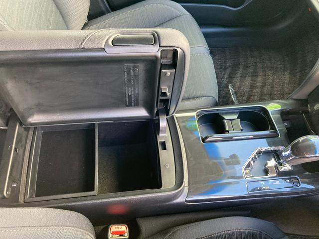 クラウンハイブリッド アスリートＳ　フルセグＨＤＤナビ＋バックガイドモニター＋ＥＴＣ＋ドライブレコーダー＋ＰＣＳ＋ＨＩＤヘッドランプ＋スマートキー（27枚目）